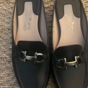 Ferragamo slides - 9.5